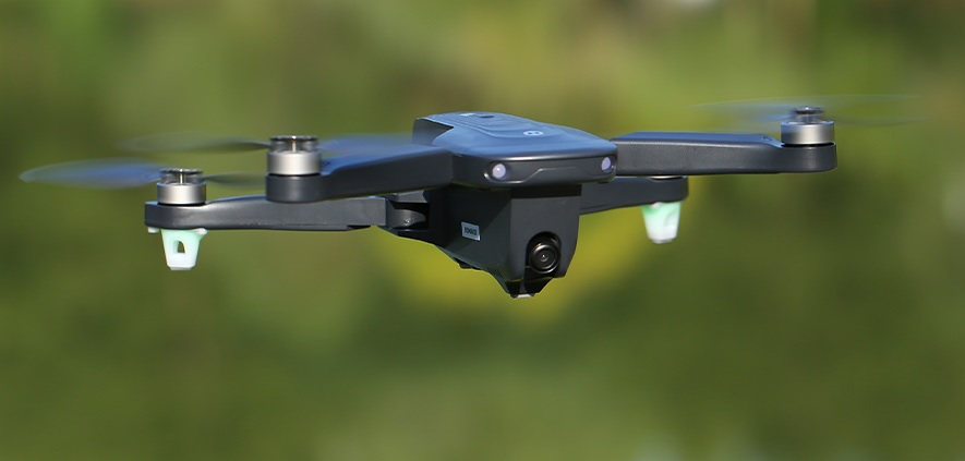 dron Holy Stone HS175D en vuelo con GPS